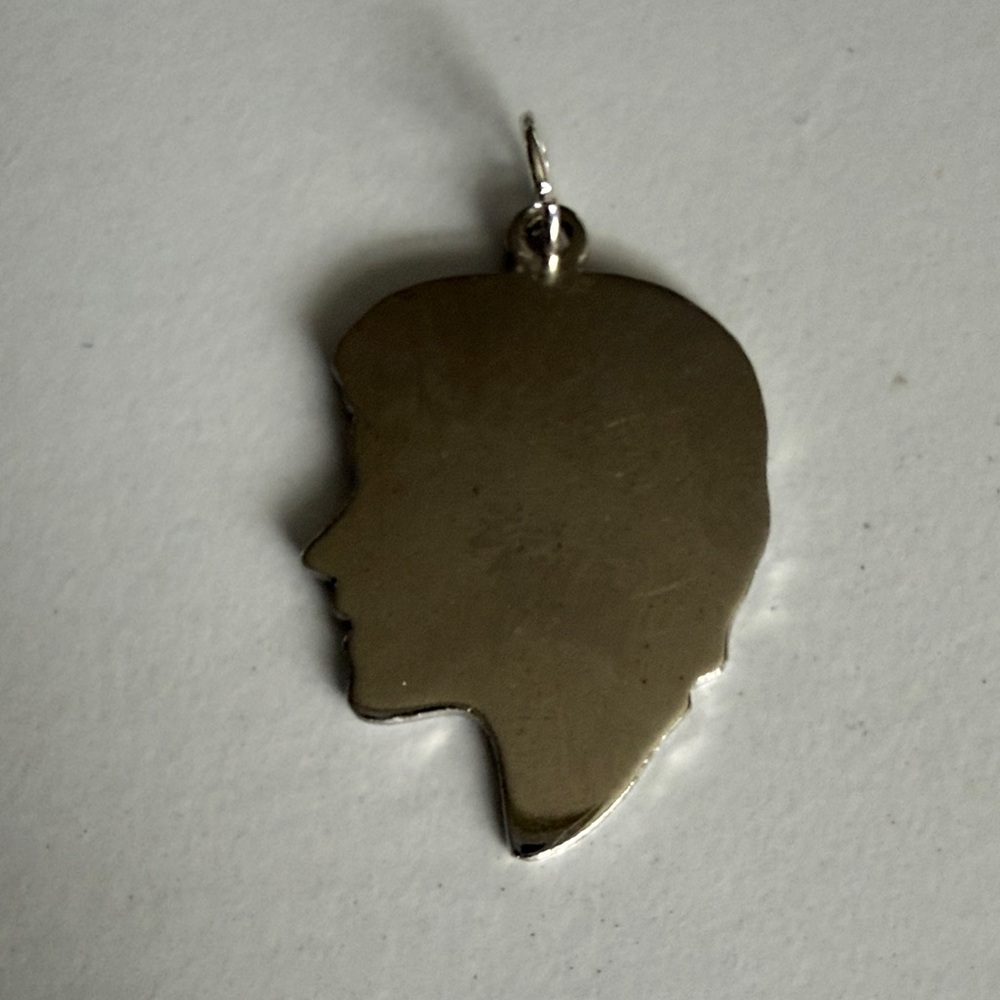 Wells Sterling Silver Silhouette Charm